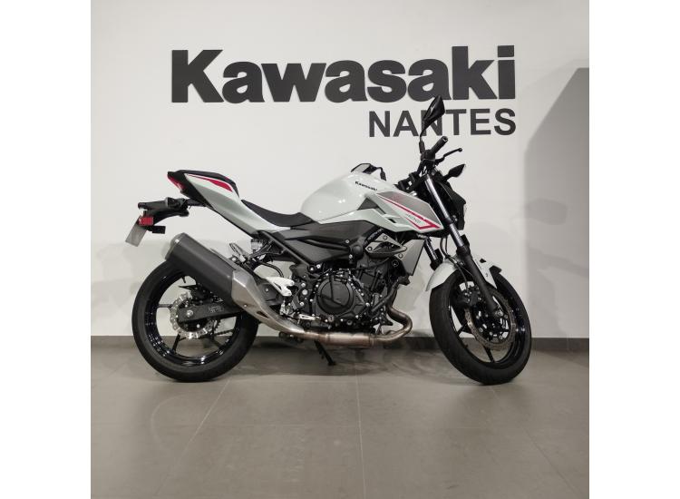 KAWASAKI Z400