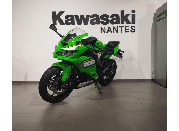 KAWASAKI ZX-4RR