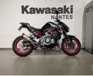 KAWASAKI Z900