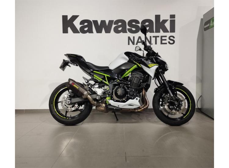 KAWASAKI Z900
