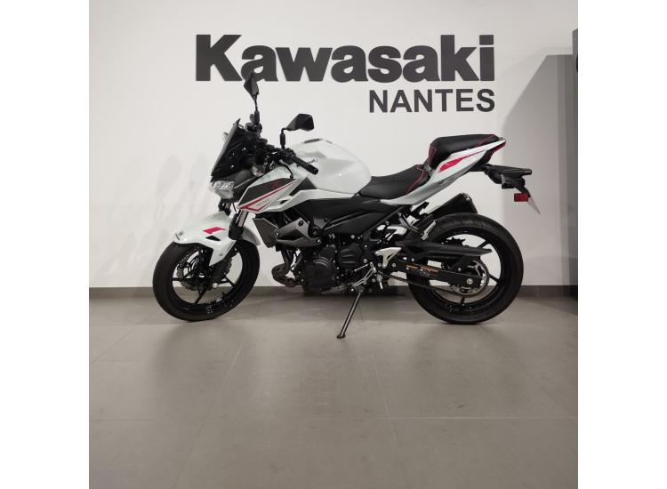 KAWASAKI Z400