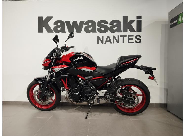 KAWASAKI Z 650 (47.5CV)