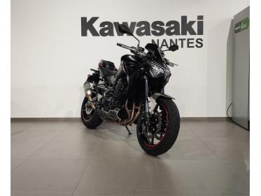 KAWASAKI Z900